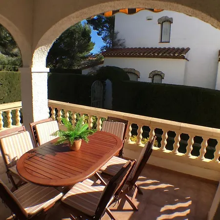 Arenda Pino Alto Holiday Rioja Holiday home Miami Playa